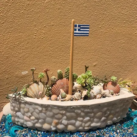 ερμής Ξενοδοχείο με διαμερίσματα Platanés